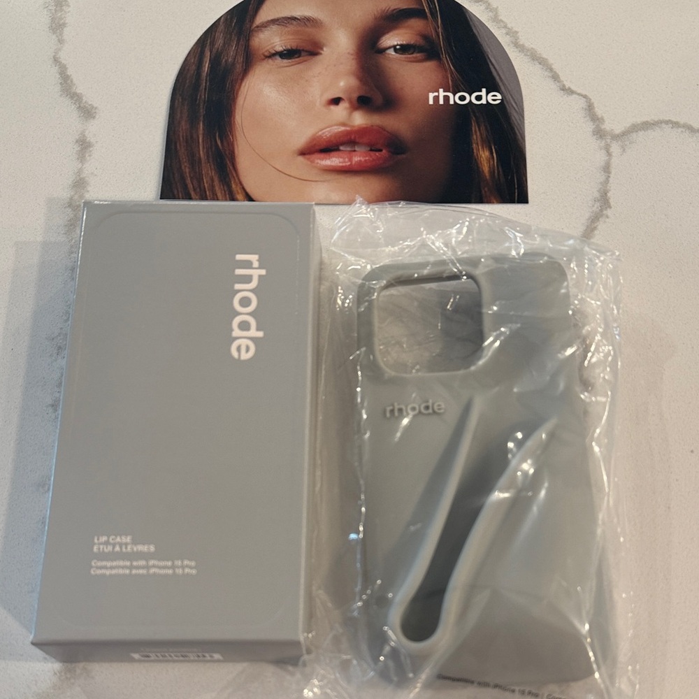 RHODE  Lip Case- 15 pro